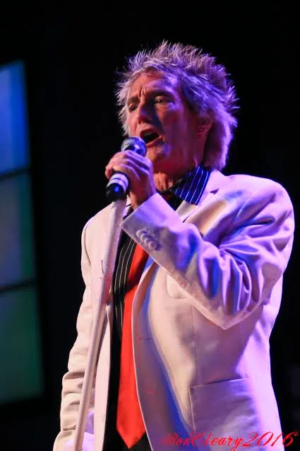 Greg Wolfe as Rod Stewart